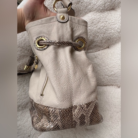 B. MAKOWSKY LEATHER BAG, METALLIC ANIMAL PRINT LEATHER TRIM, OUTSIDE POCKETS VGC - Picture 7 of 16